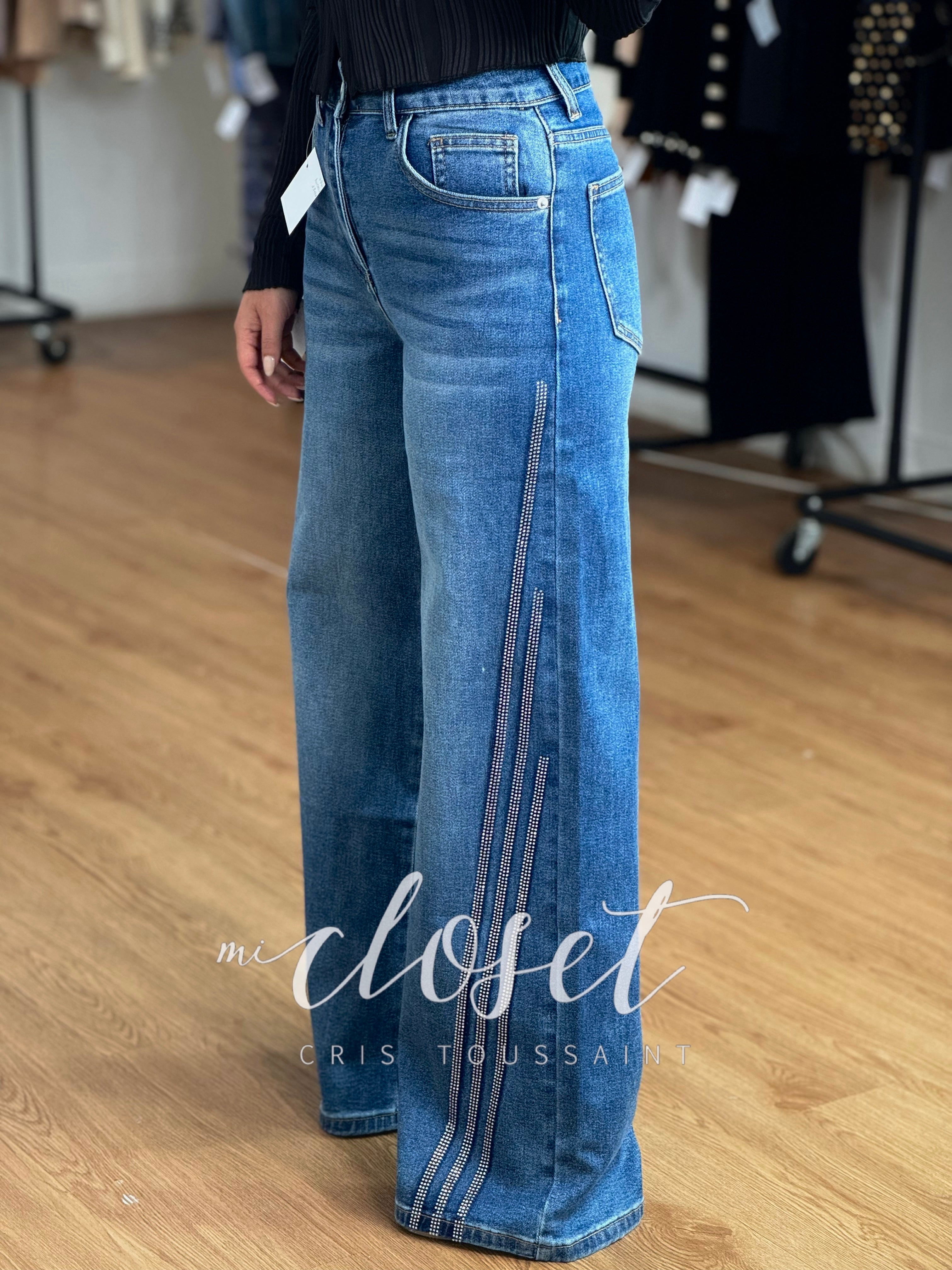 JEANS WIDE LEG SUPER STRETCH CON TIRAS DE BRILLOS EN COSTADOS