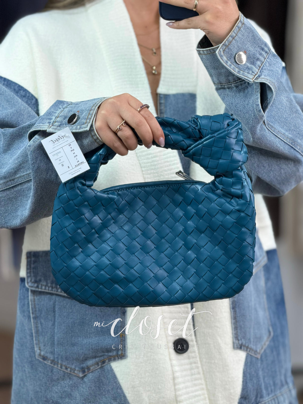 CHAMARRA OVERSIZED DOBLE TEXTURA CON TELA TIPO SWEATER Y MEZCLILLA