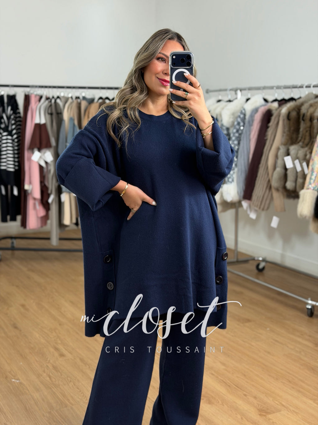 CONJUNTO DE PANTS CON SWEATER LARGO (OVERSIZED) BOTONES EN COSTADOS