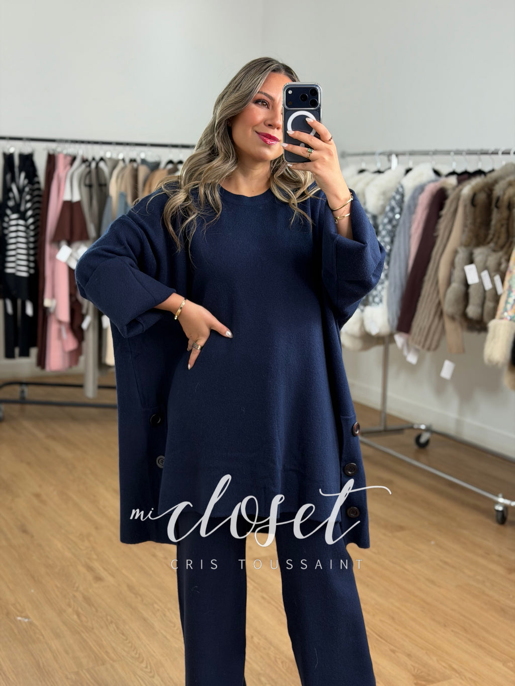 CONJUNTO DE PANTS CON SWEATER LARGO (OVERSIZED) BOTONES EN COSTADOS