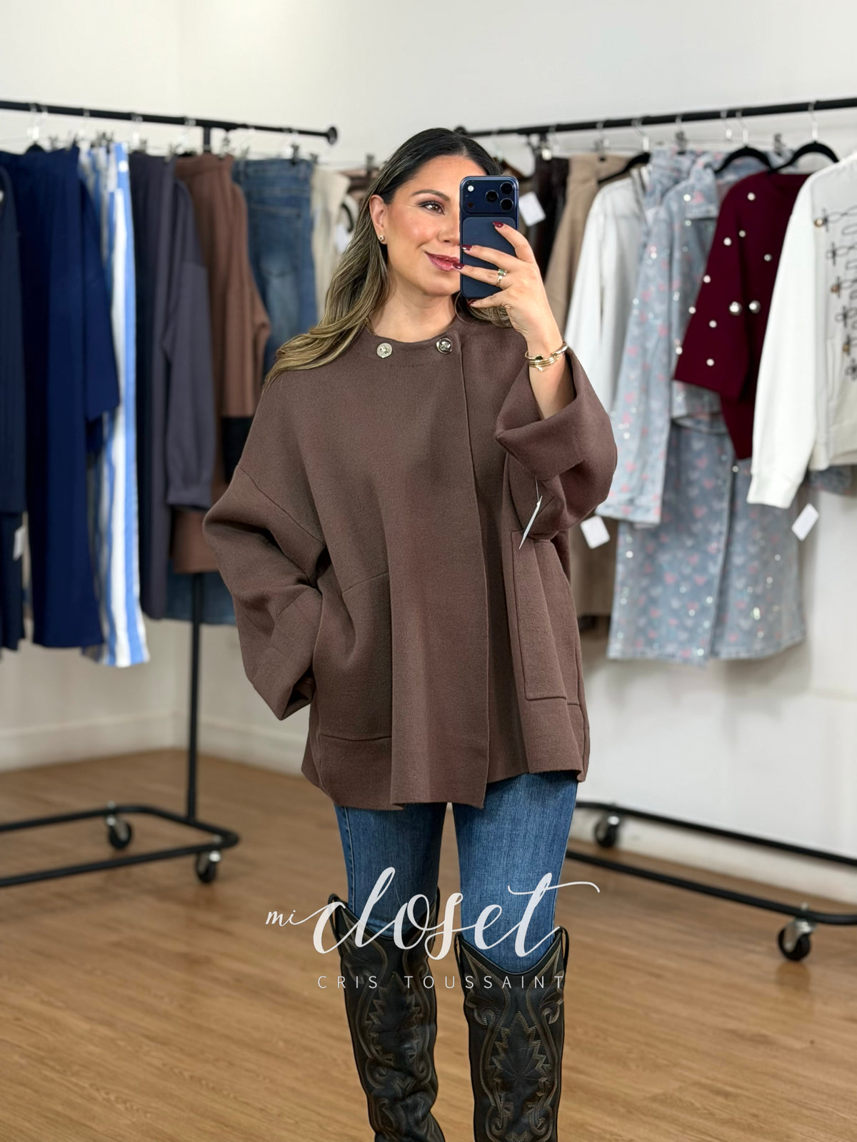 SWEATER TIPO CAPA OVERSIZED MANGA ANCHA (LARGA) CON BORDES EN CUELLO