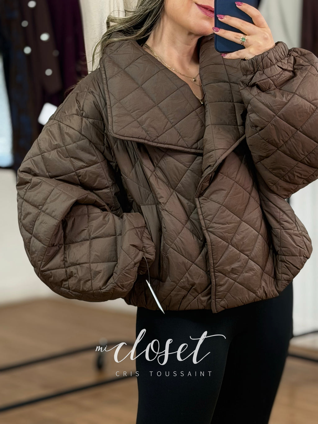 CHAMARRA OVERSIZED SEMI LIGERA (NO PESA), COTA CON FORRO