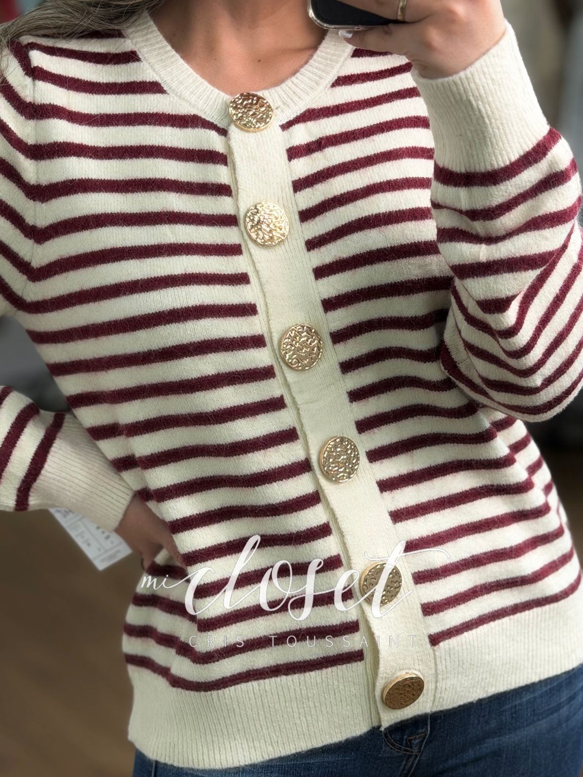 SWEATER SÚPER CALIENTITO CON BOTÓN DORADO
