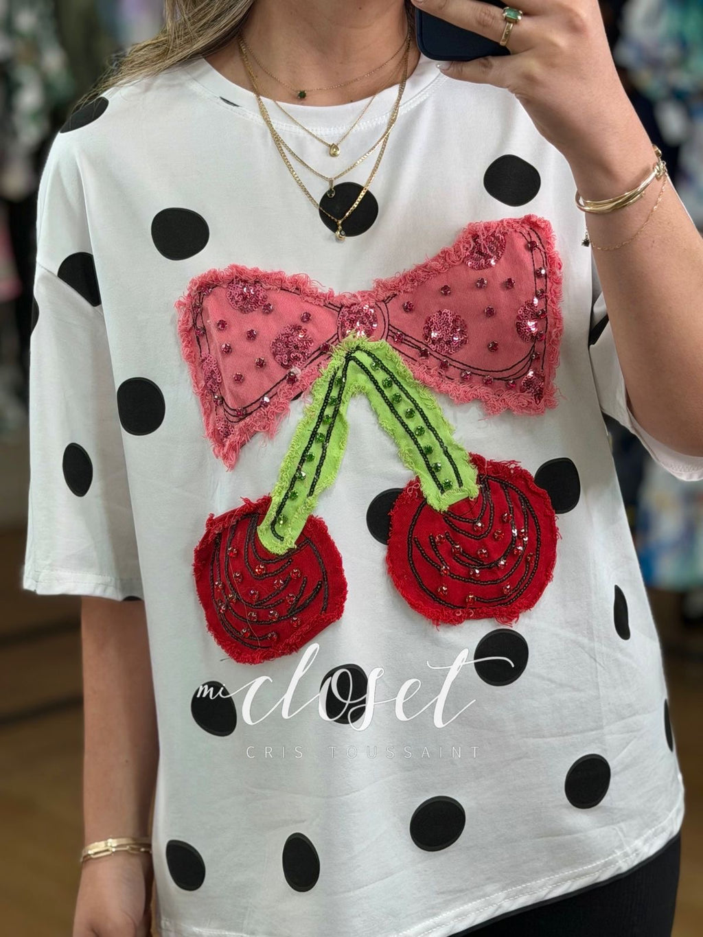 TEESHIRT OVERSIZED DE LUNARES CON PEDRERÍA Y LENTEJUELA