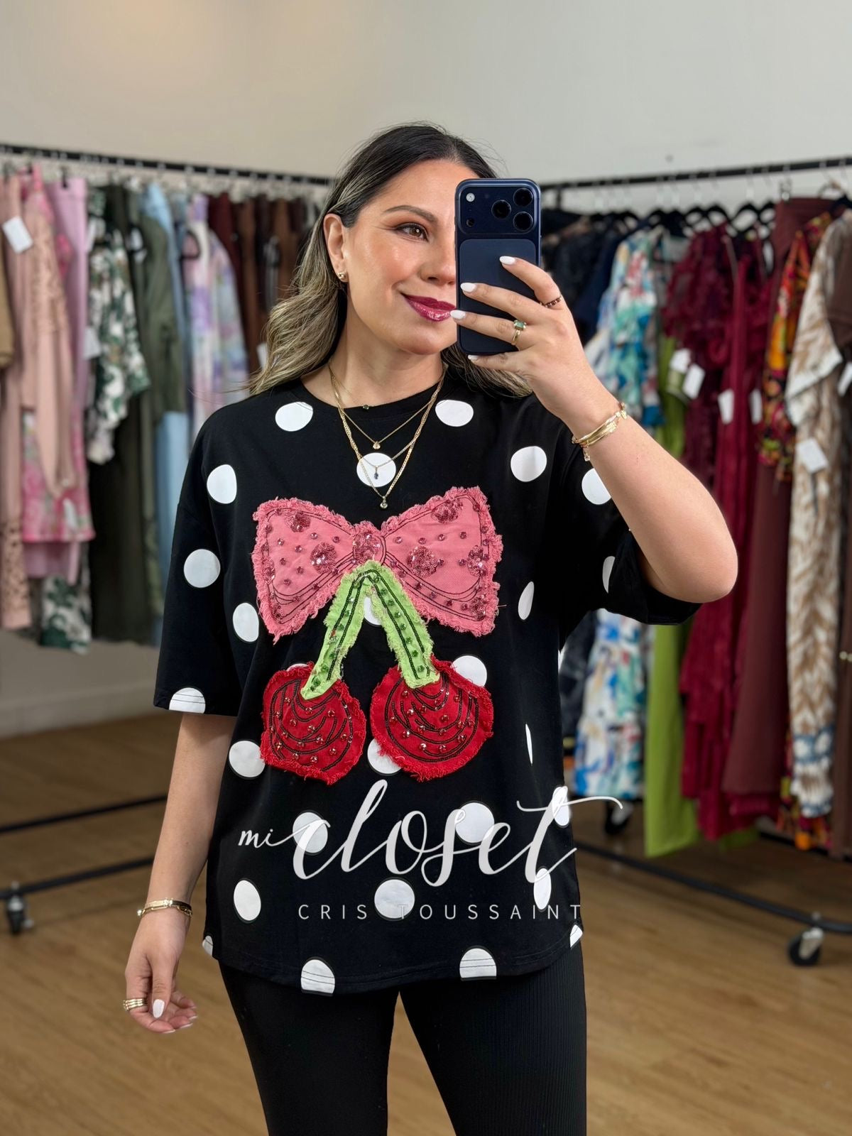 TEESHIRT OVERSIZED DE LUNARES CON PEDRERÍA Y LENTEJUELA